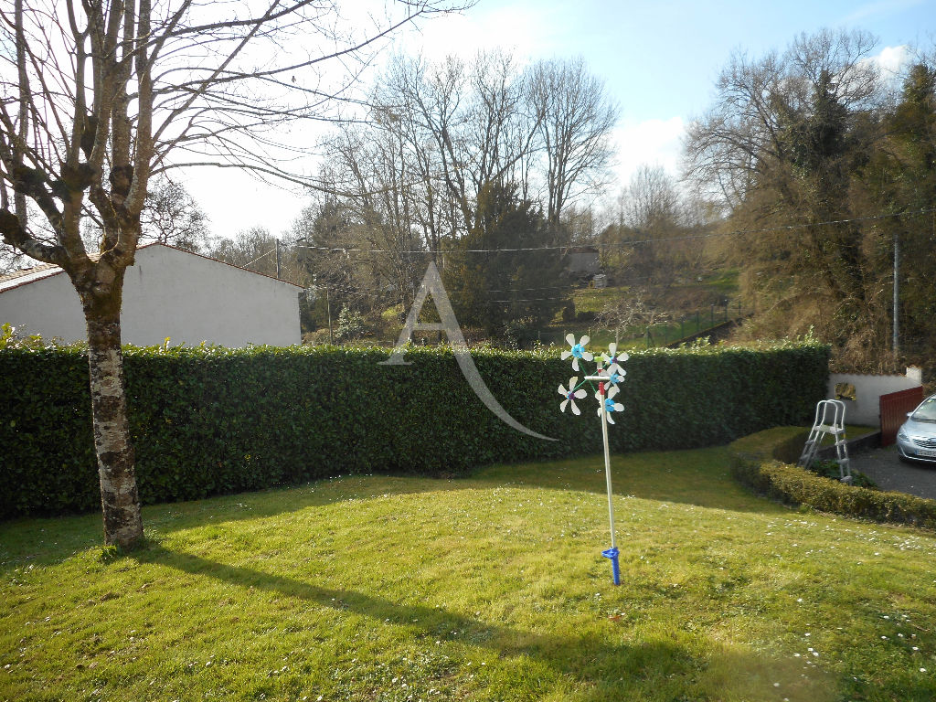 Photo Charmante maison - Bussac-sur-Charente image 3/6