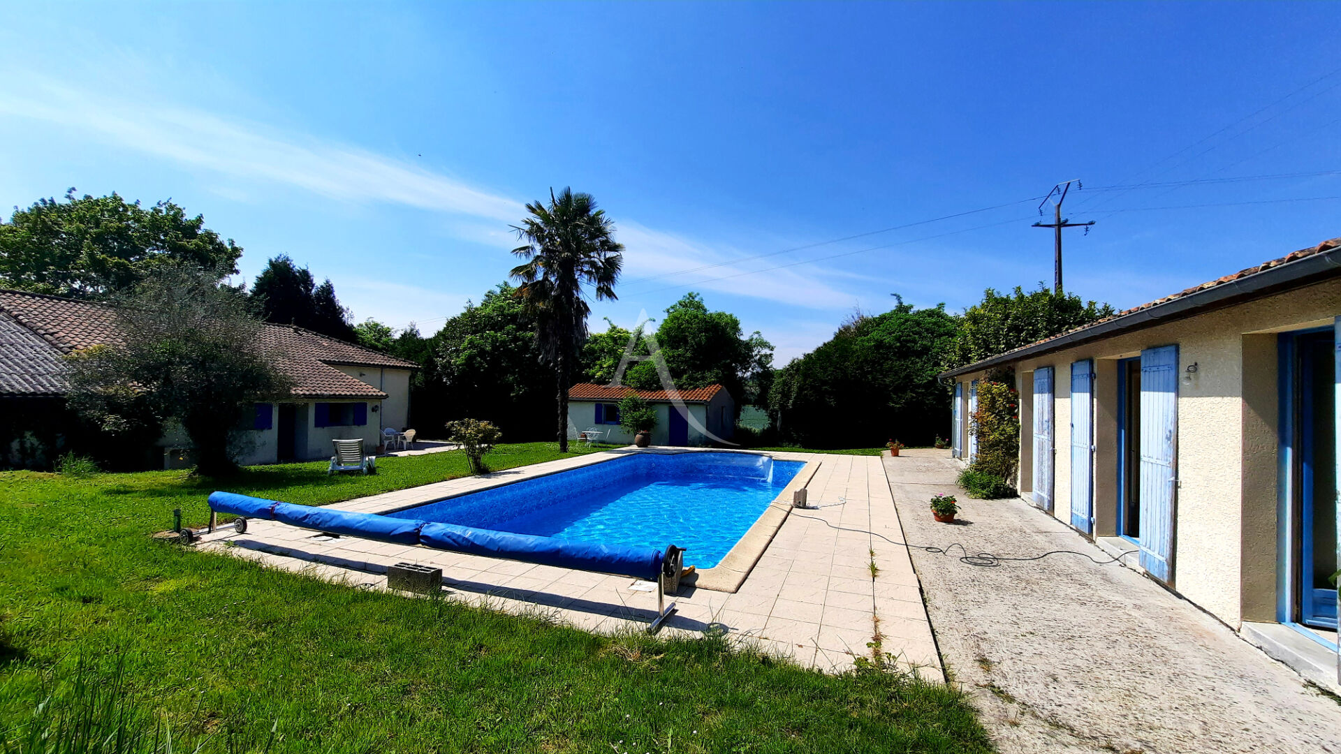 Photo Ensemble immobilier composé de deux Maisons avec piscine TUGERAS SAINT MAURICE image 2/6