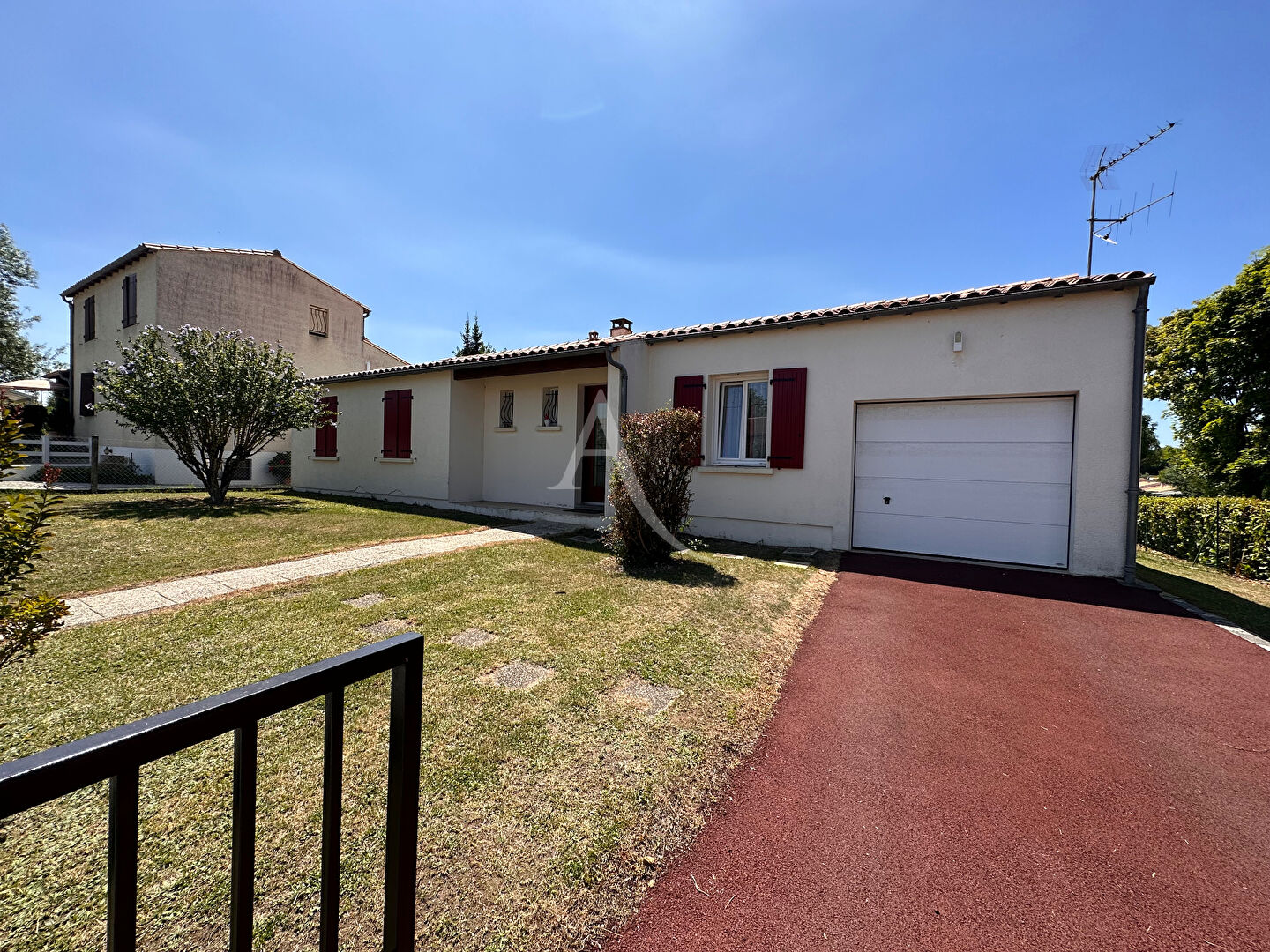 À vendre - Belle maison de plain-pied à Saintes (Rive Gauche)