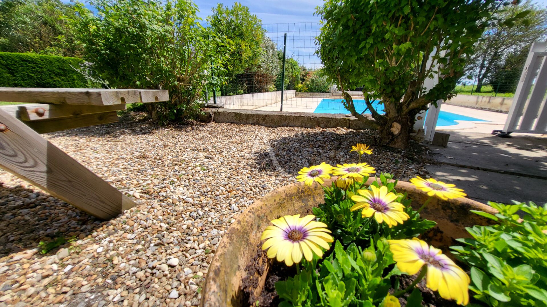 Photo Maison Mortagne Sur Gironde 4 pièce(s) 135 m² image 3/6