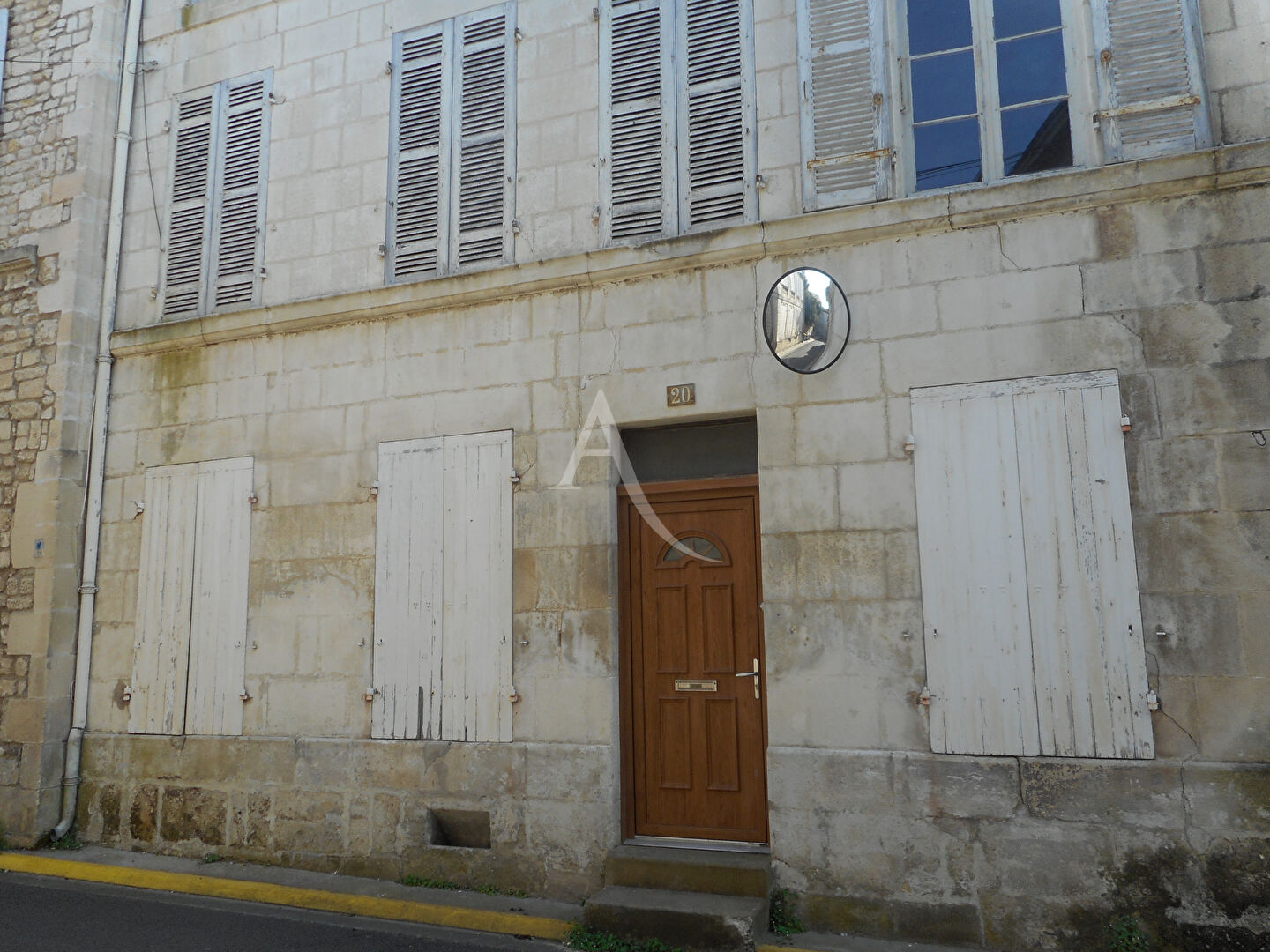 Photo Appartement, Centre ville de Saint Jean D'Angély. image 2/6