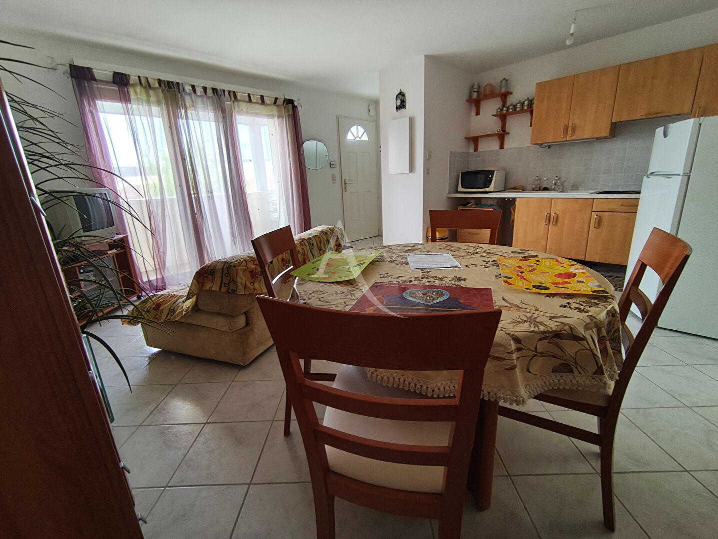 Agence immobilière de 
 L'ADRESSE SAINTES - L'adresse Saintes 
