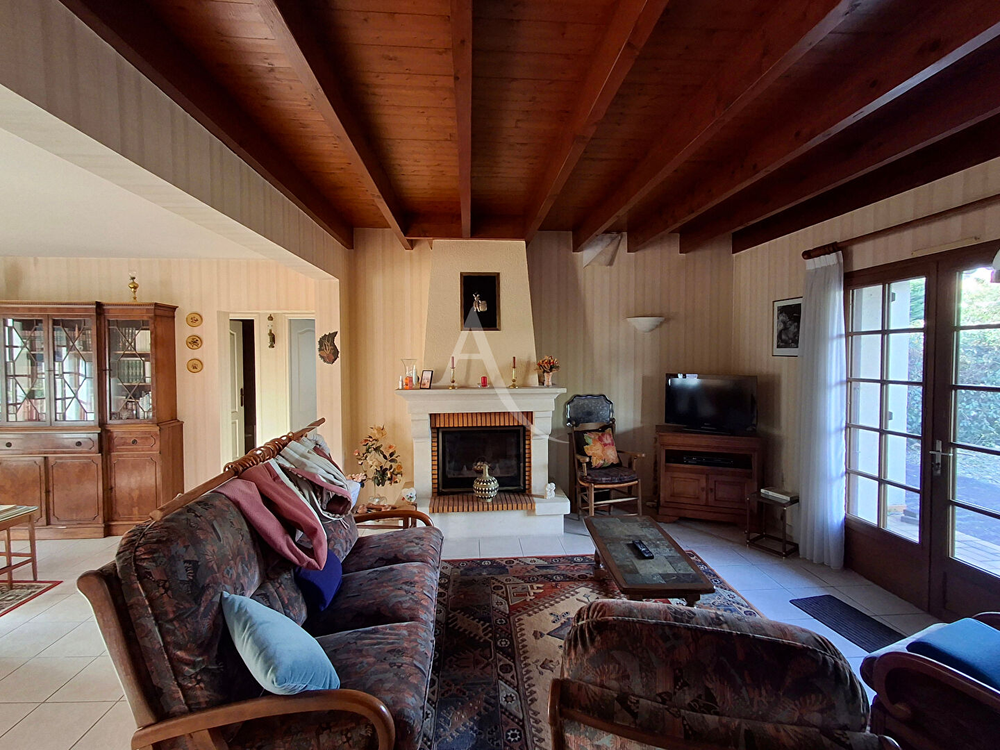 Photo Maison familiale spacieuse dans quartier résidentiel avec commerces image 5/6