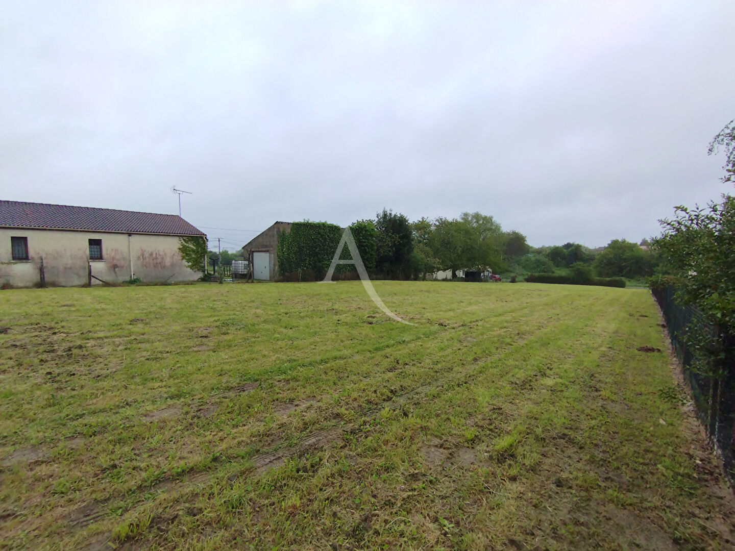 Photo Terrain de 3581m²  divisible image 3/6
