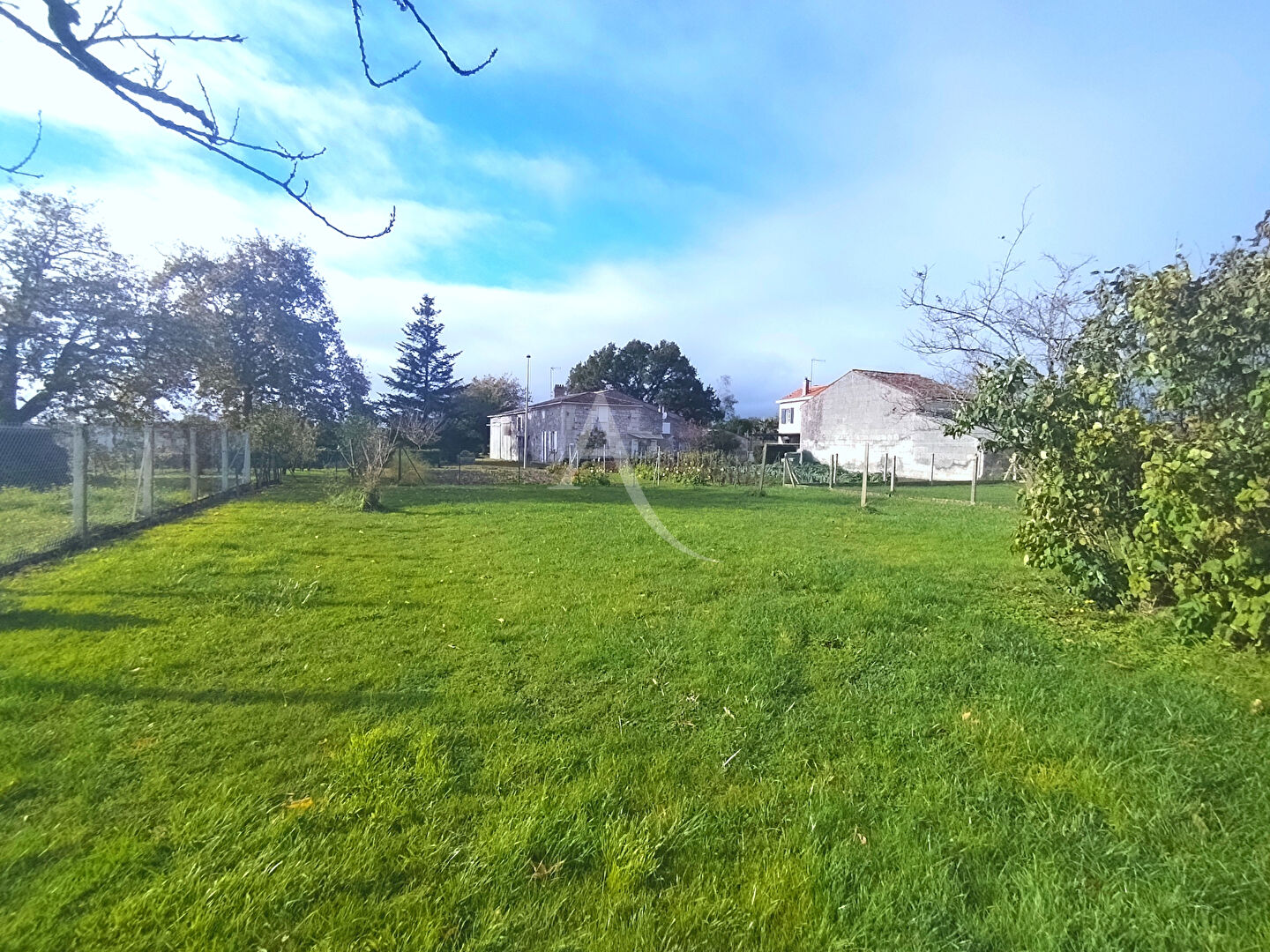 Photo Thénac  - Maison 4 pièces avec jardin et dépendance image 2/6