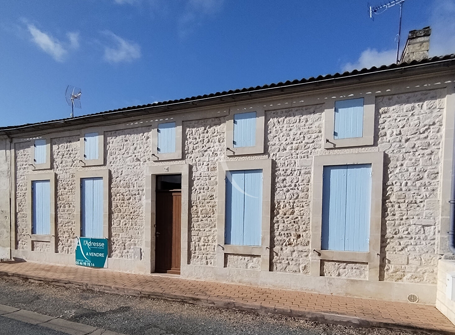 Photo Thénac  - Maison 4 pièces avec jardin et dépendance image 3/6