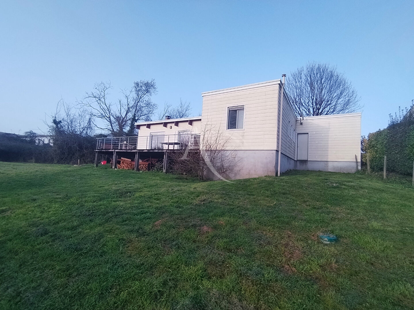 Agence immobilière de 
 L'ADRESSE SAINTES - L'adresse Saintes 
