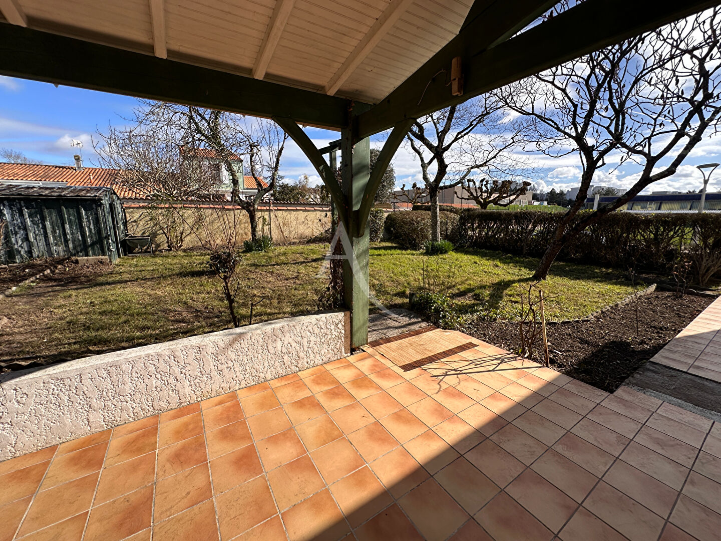 Agence immobilière de 
 L'ADRESSE SAINTES - L'adresse Saintes 
