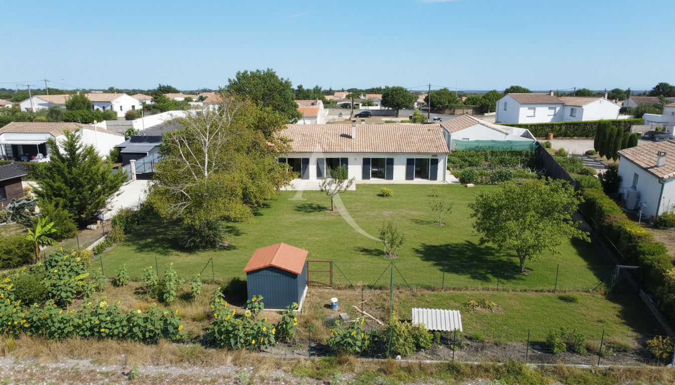 Agence immobilière de 
 L'ADRESSE SAINTES - L'adresse Saintes 
