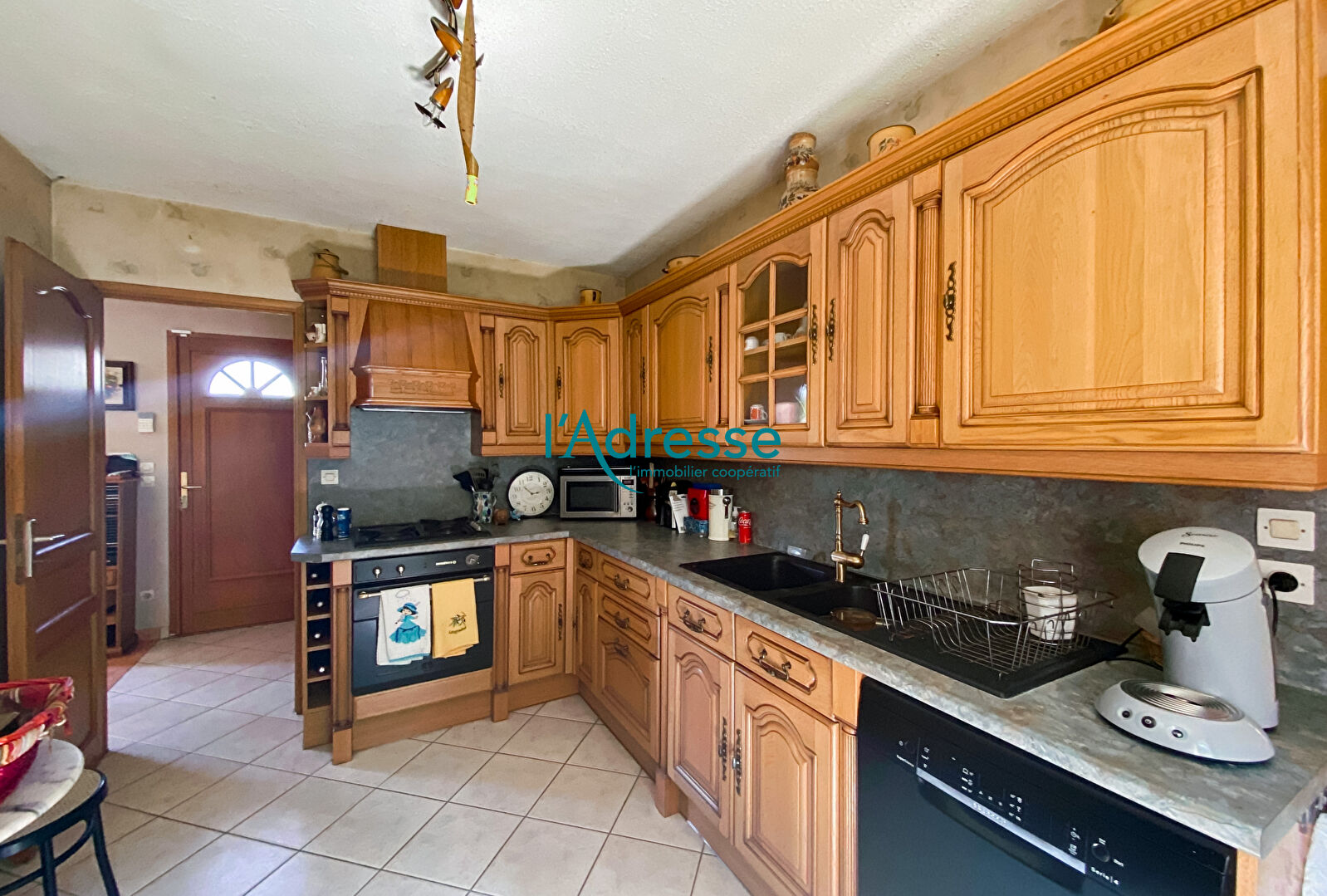 Photo Plain-pied sur 6 815m² de terrain image 4/6