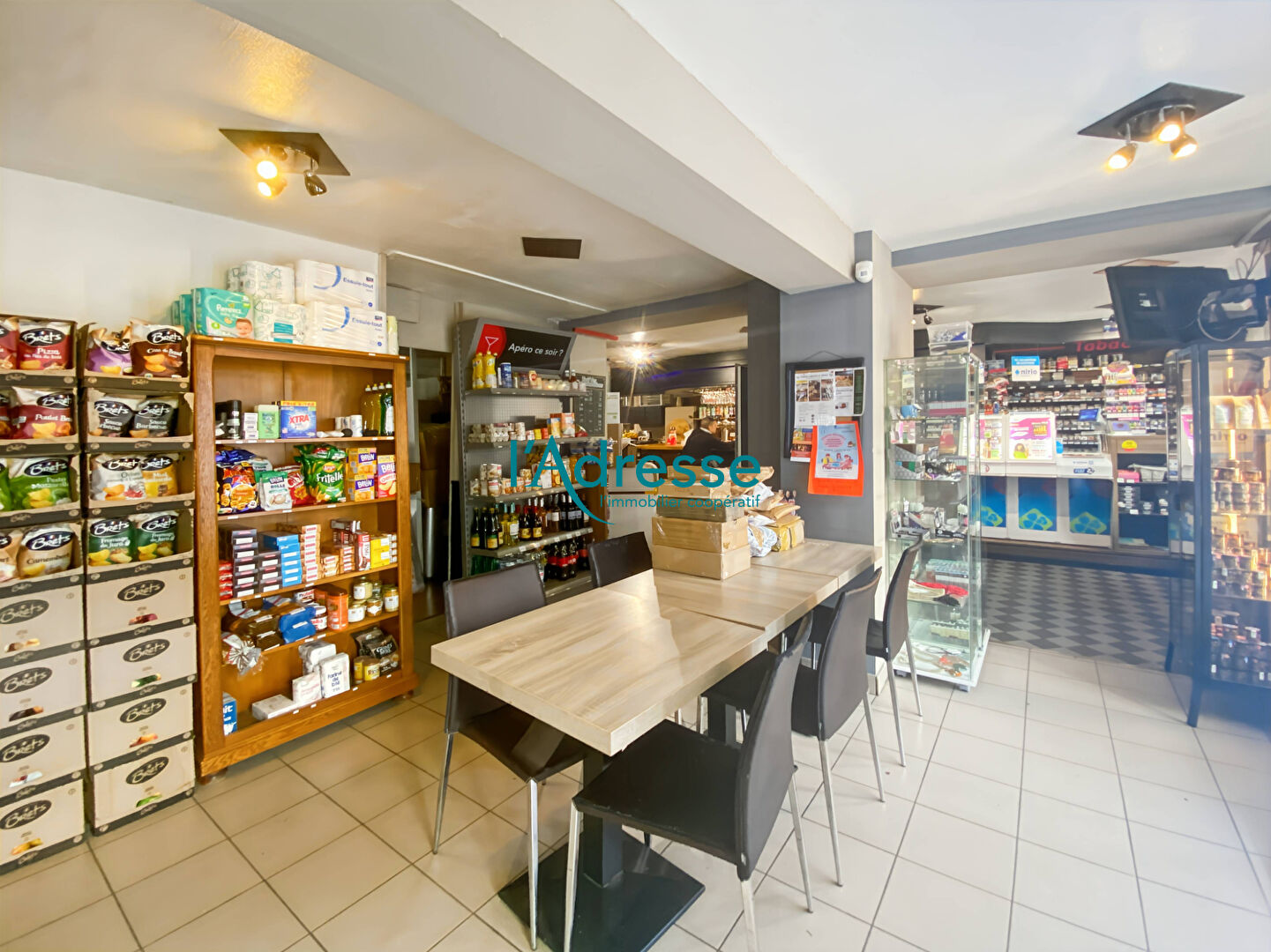 Photo Local tous commerces Aincourt image 2/6