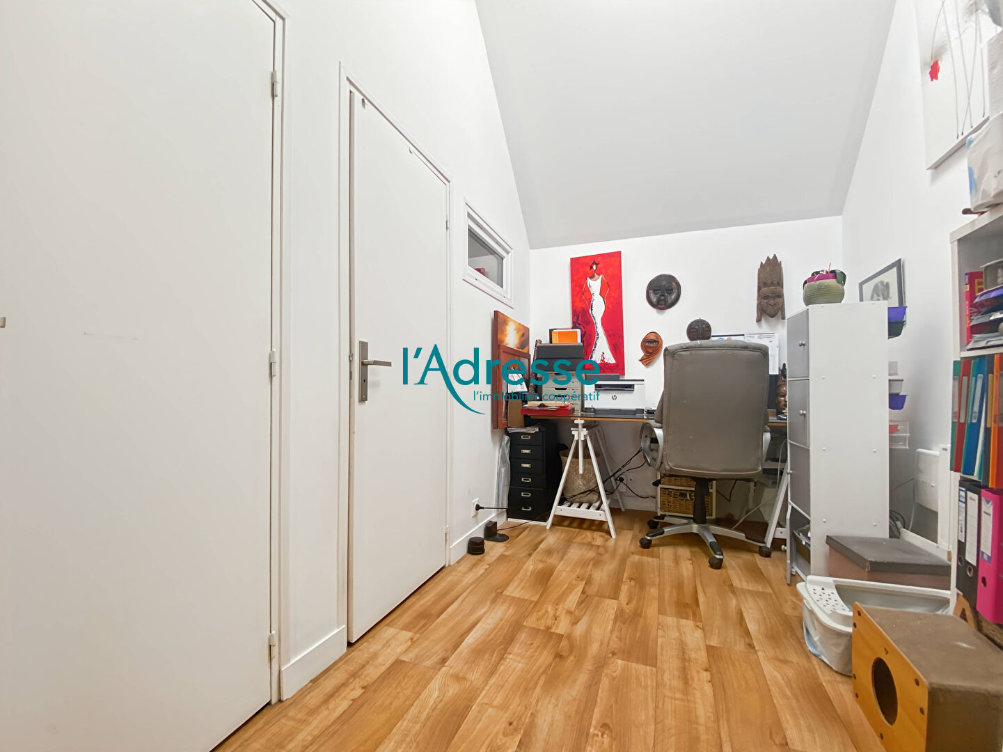 Photo Local tous commerces Aincourt image 5/6