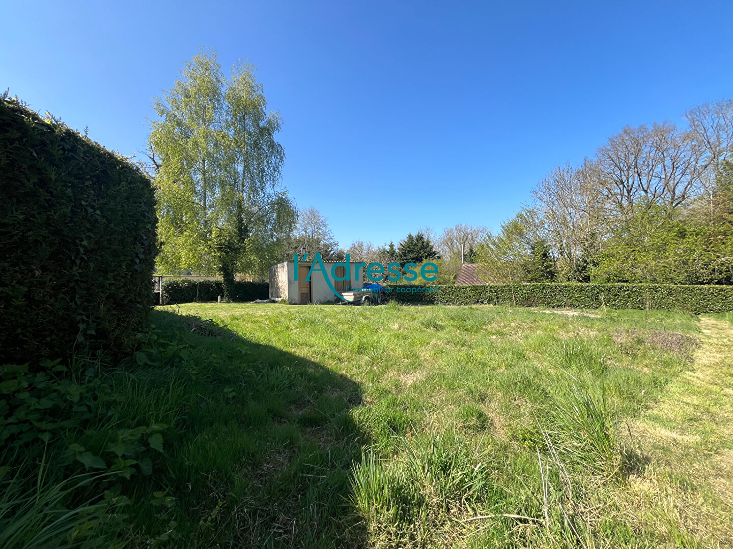 Photo Terrain constructible 415m² Brueil en vexin image 2/4