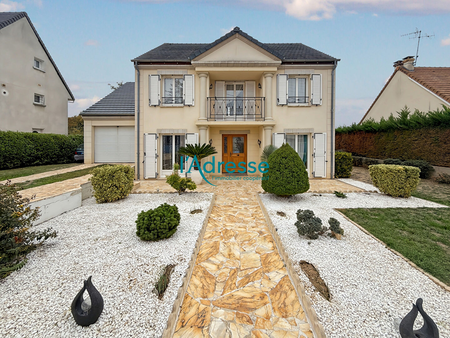 Agence immobilière de 
 AGENCE DU SOLEIL LEVANT - L'ADRESSE - AGENCE DU SOLEIL LEVANT - L'ADRESSE 
