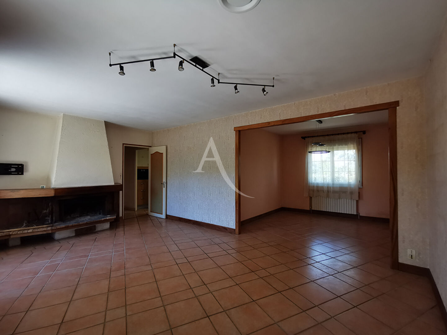 Photo CHEF BOUTONNE : maison 7  pièces (165 m²) image 4/6