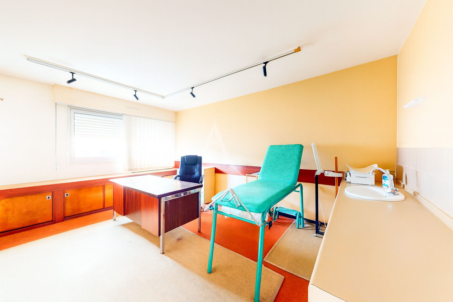 Photo Appartement 7 pièces 164.04 m² image 2/5