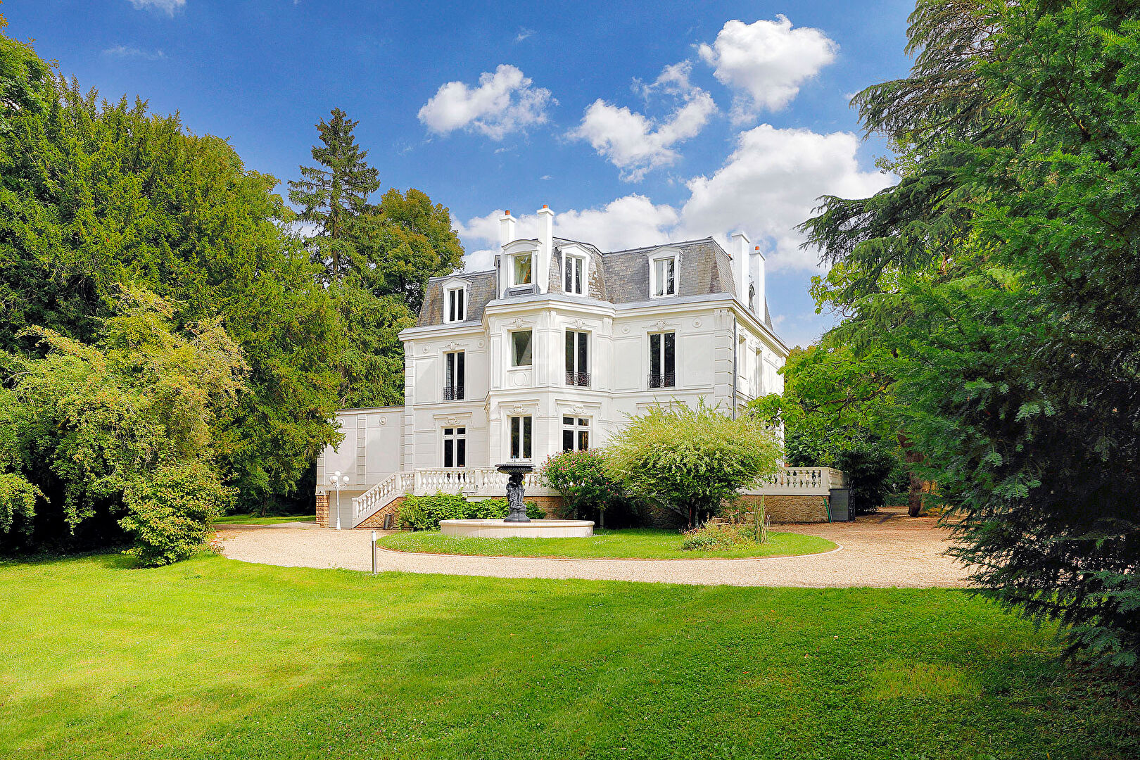 Agence immobilière de HABITAT CONSULTING - L'ADRESSE Roissy-en-Brie