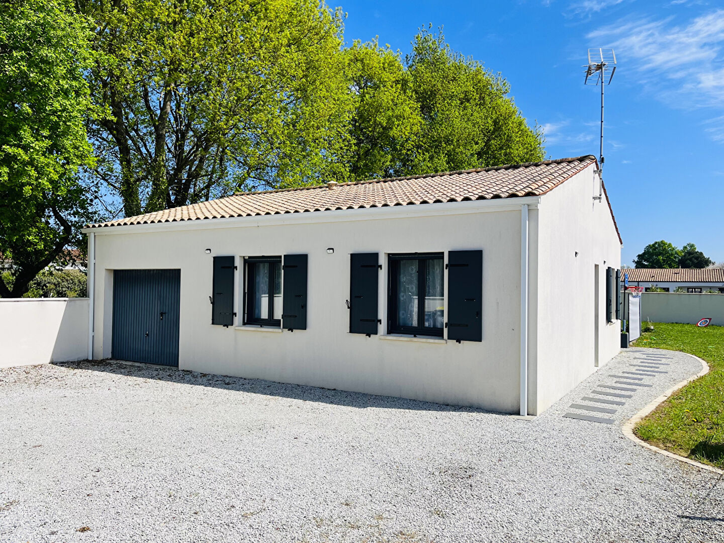 Agence immobilière de L'ADRESSE TONNAY-CHARENTE - L'Adresse Tonnay-Charente - Philippe BABIN