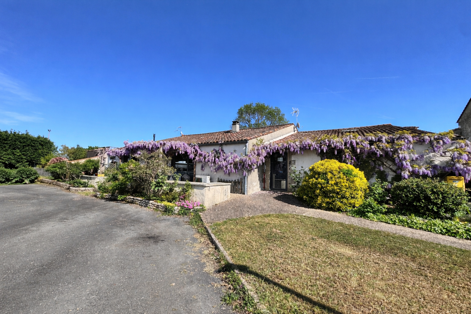 Agence immobilière de L'ADRESSE TONNAY-CHARENTE - L'Adresse Tonnay-Charente - Philippe BABIN