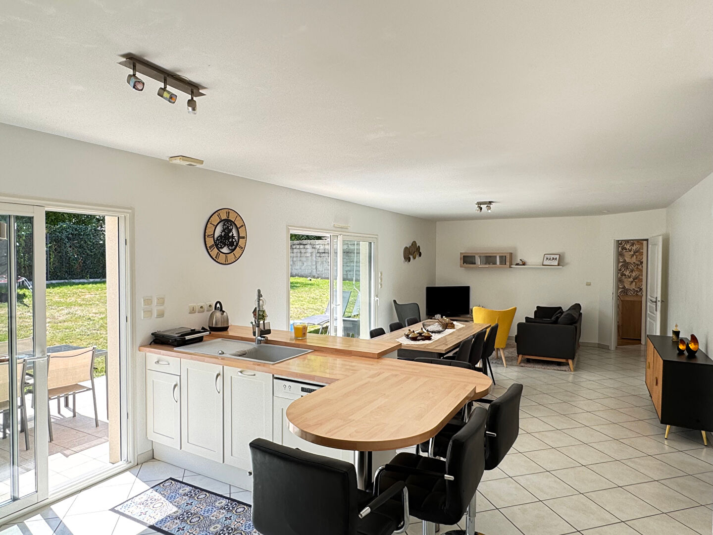 Agence immobilière de L'ADRESSE TONNAY-CHARENTE - L'Adresse Tonnay-Charente - Philippe BABIN