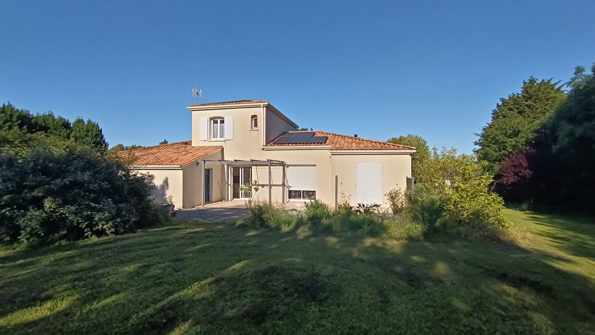 Agence immobilière de L'ADRESSE TONNAY-CHARENTE - L'Adresse Tonnay-Charente - Philippe BABIN