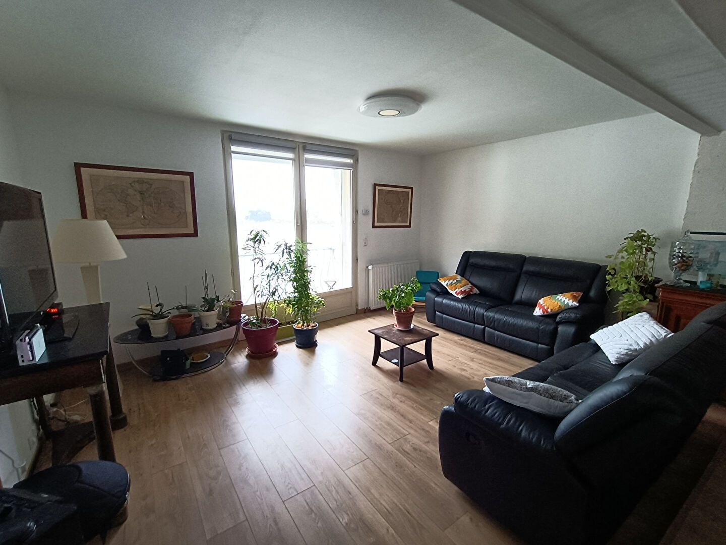 Photo Immeuble à vendre - plein centre de Tonnay-Charente image 4/6