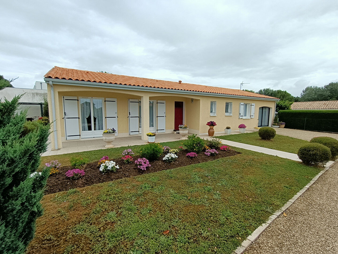 Agence immobilière de L'ADRESSE TONNAY-CHARENTE - L'Adresse Tonnay-Charente - Philippe BABIN