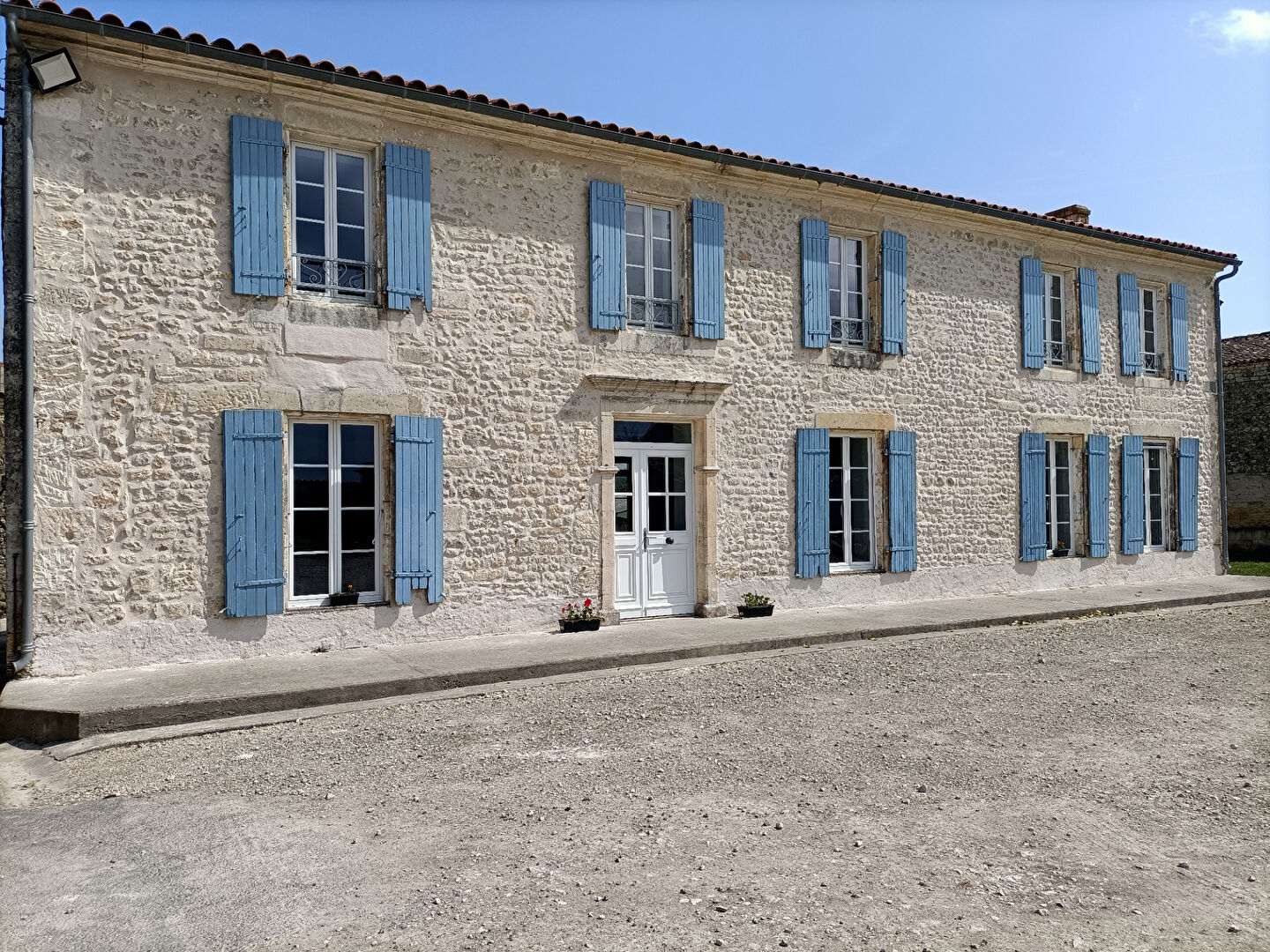 Agence immobilière de L'ADRESSE TONNAY-CHARENTE - L'Adresse Tonnay-Charente - Philippe BABIN