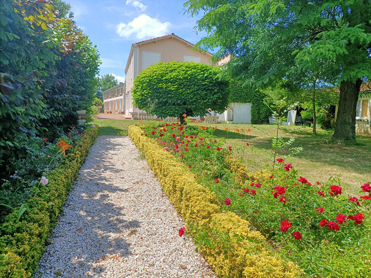 Agence immobilière de L'ADRESSE TONNAY-CHARENTE - L'Adresse Tonnay-Charente - Philippe BABIN