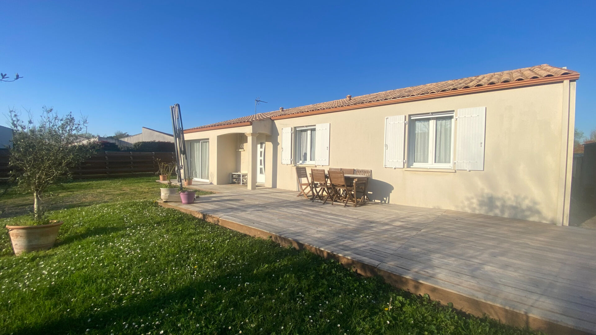 Agence immobilière de L'ADRESSE TONNAY-CHARENTE - L'Adresse Tonnay-Charente - Philippe BABIN