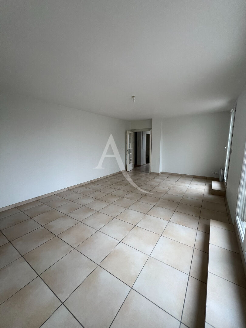 Agence immobilière de 
 LADRESSE TOULOUSE SAINT CYPRIEN - L'ADRESSE TOULOUSE ST CYPRIEN 
