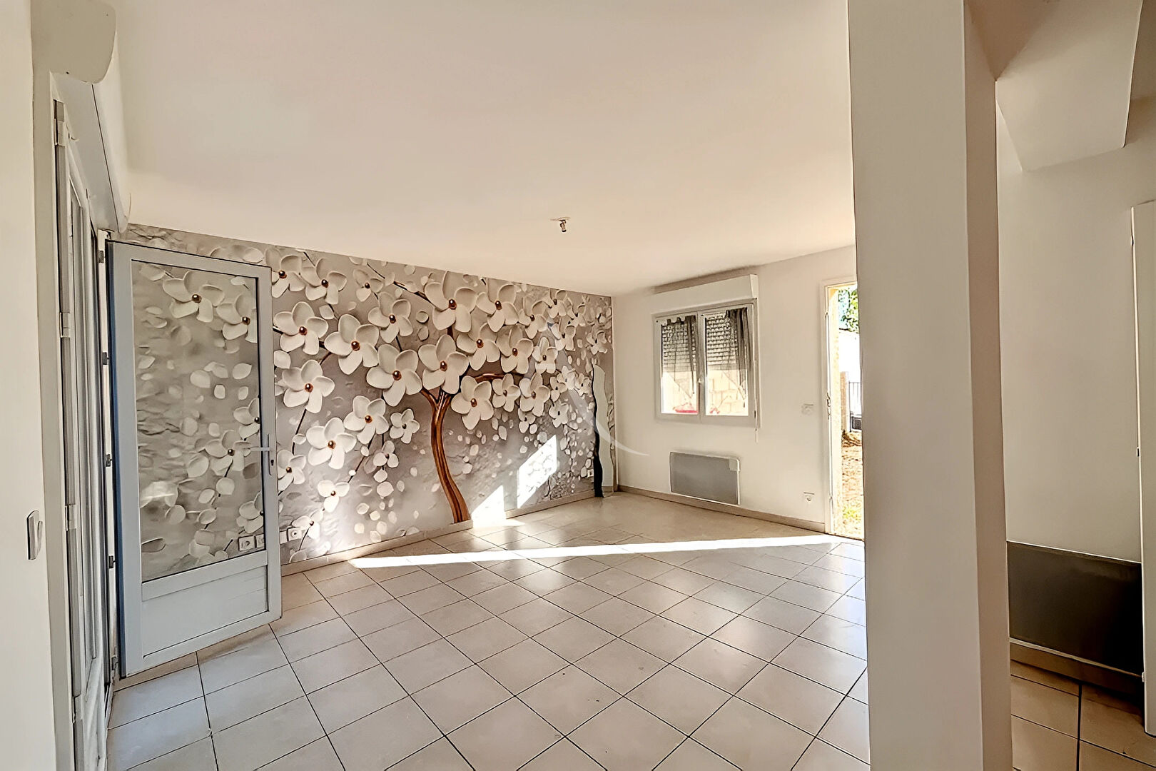 Agence immobilière de 
 L'ADRESSE VAUVERT - L'ADRESSE VAUVERT 
