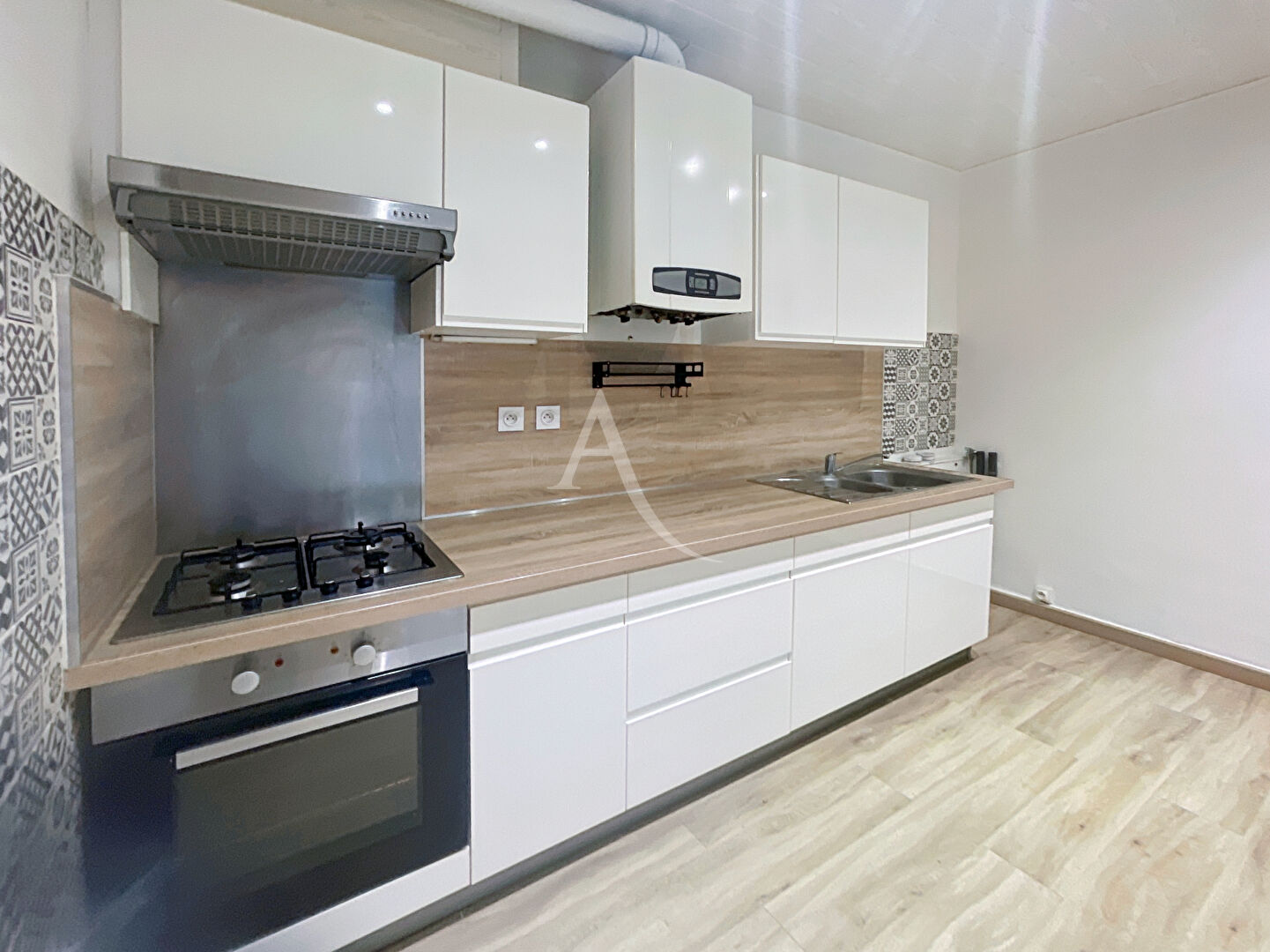 Photo Maison de village F4 image 2/6