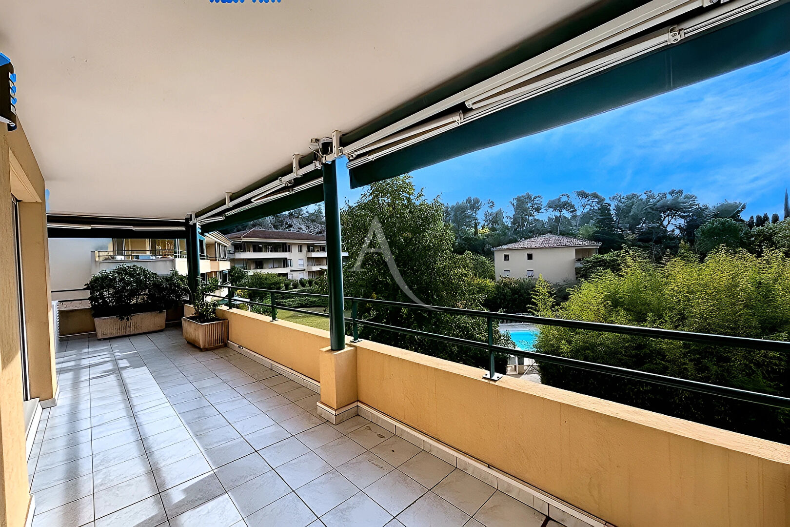 Agence immobilière de 
 L'ADRESSE VAUVERT - L'ADRESSE VAUVERT 
