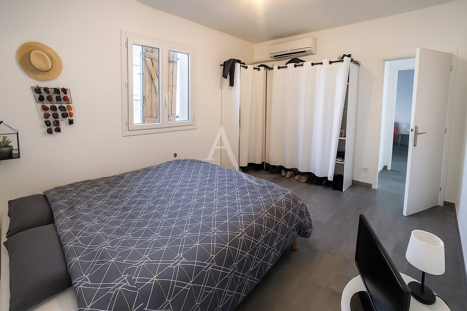 Agence immobilière de 
 L'ADRESSE VAUVERT - L'ADRESSE VAUVERT 
