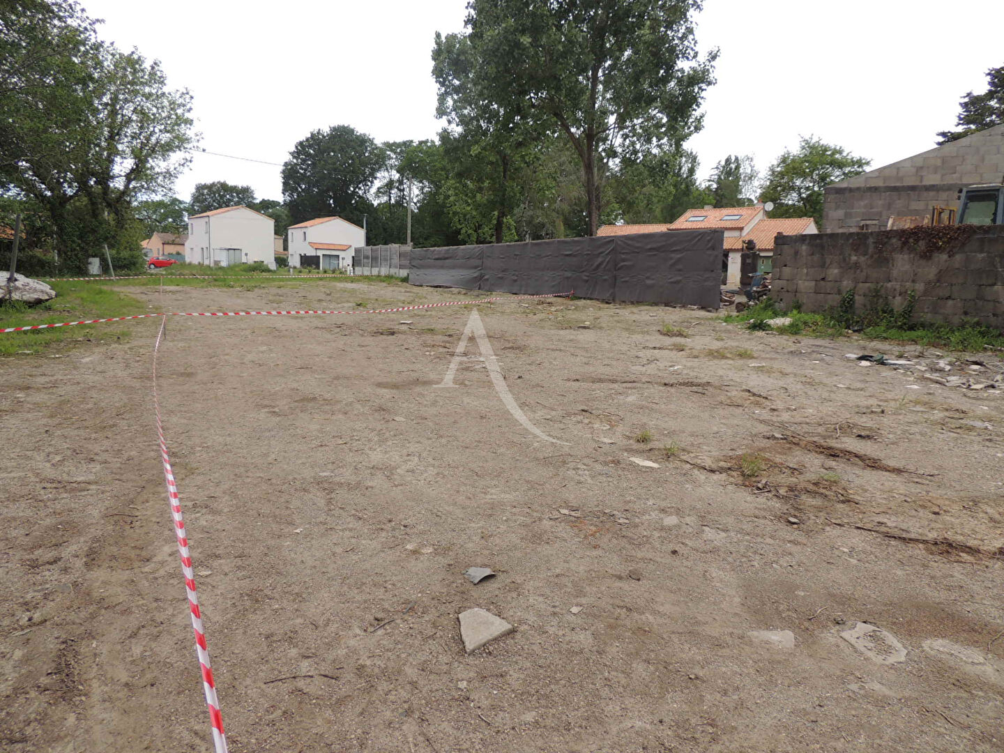 Photo A SAISIR Terrain  867m²  