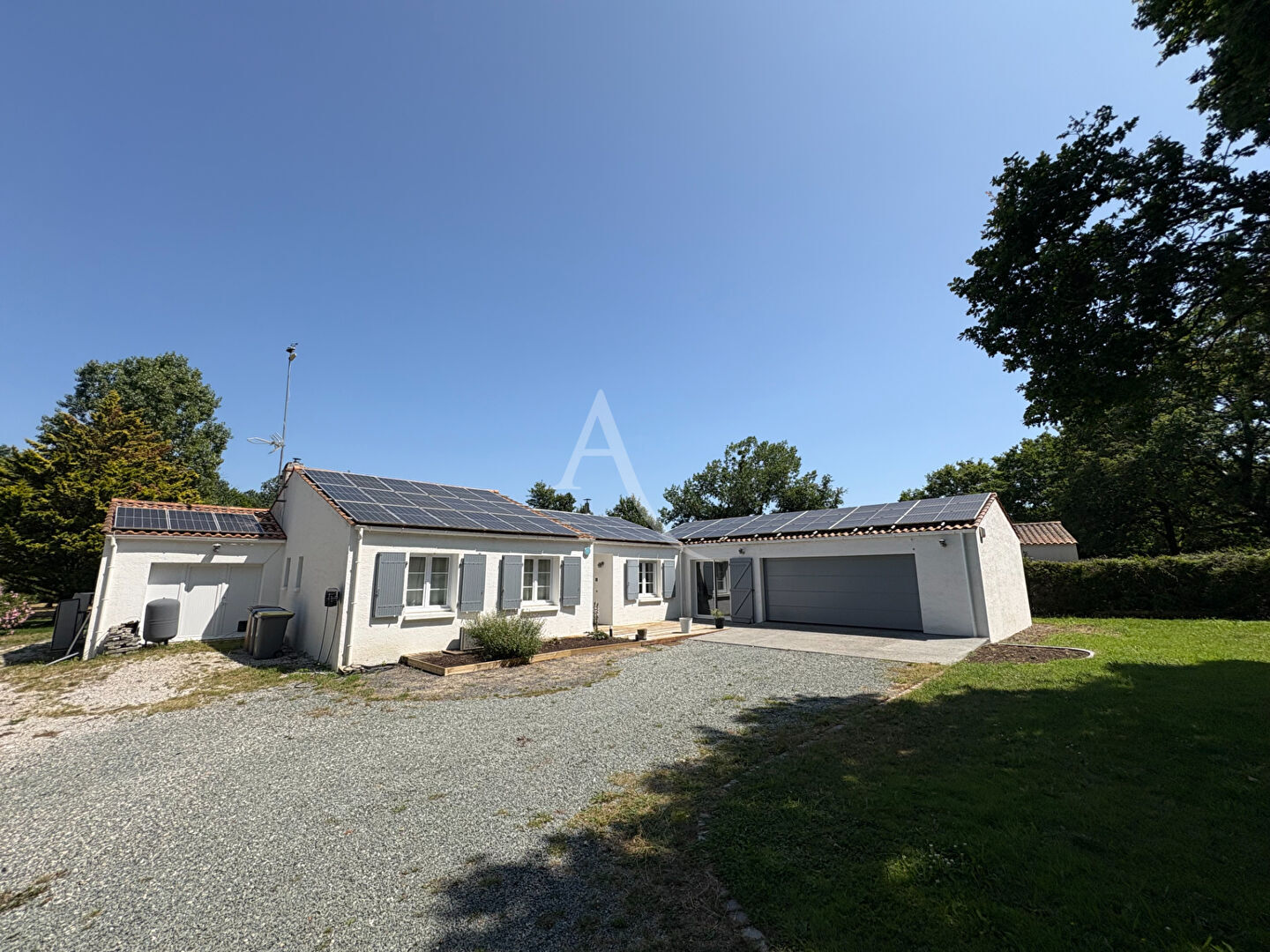 Photo Maison SAINTE FOY - 4 pièces - 178m² image 2/6