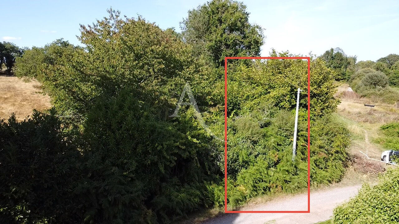 Photo Terrain Brem Sur Mer 1390 m2 image 2/2