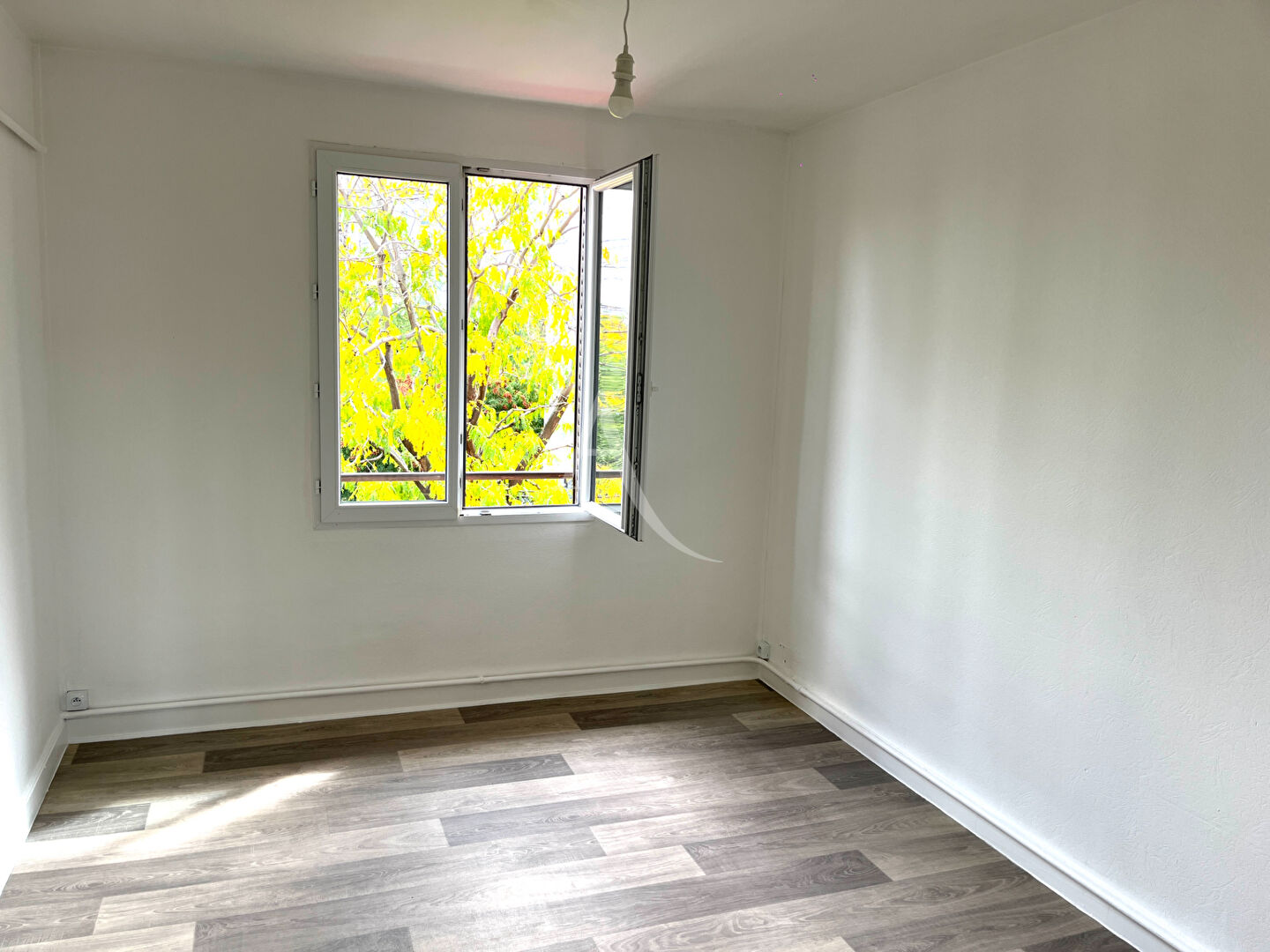 Appartement Clermont Ferrand 2 pièce(s) 49,68 m2