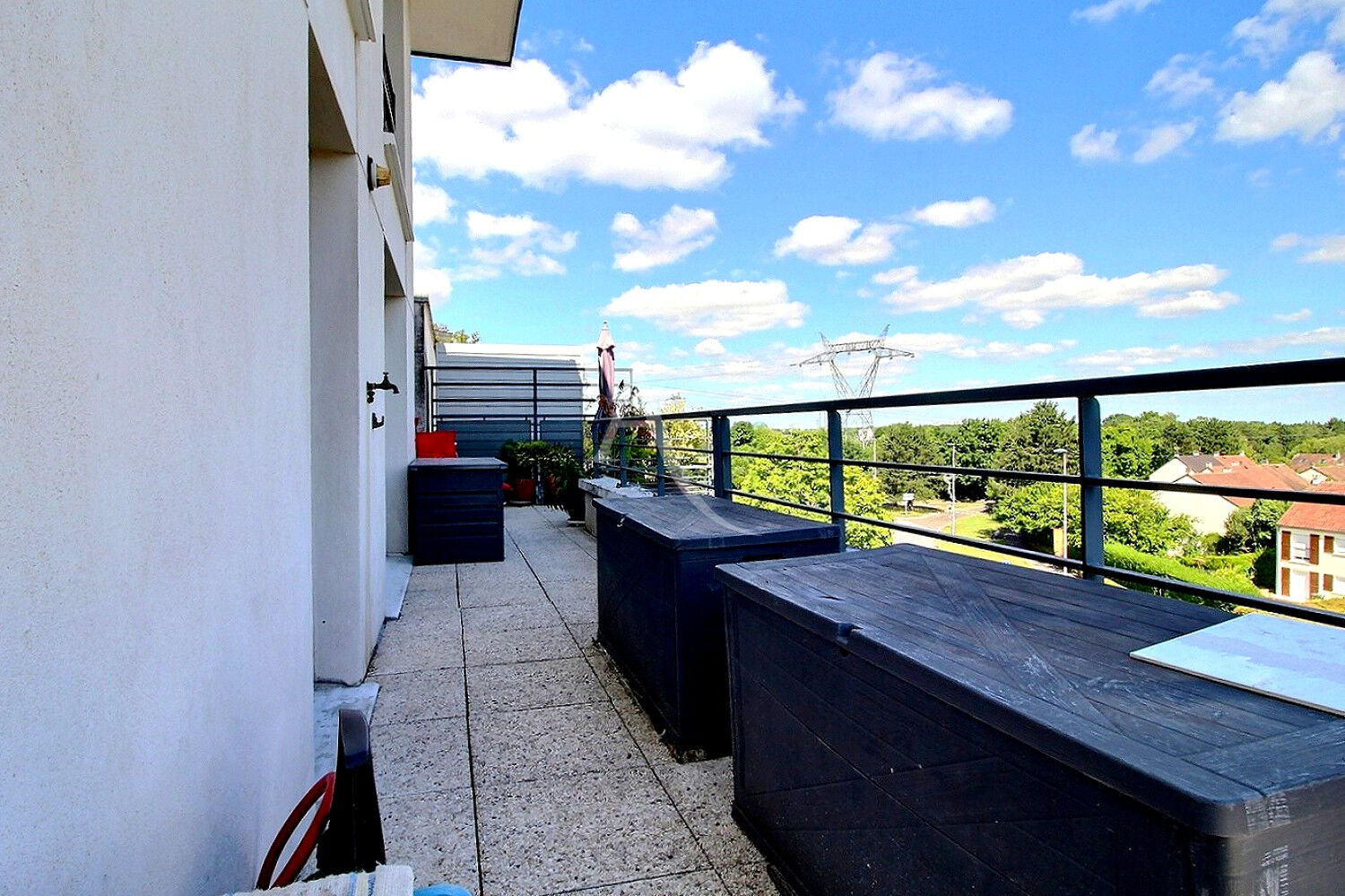 Photo Appartement Duplex à Elancourt 5 pièces 100 m2 avec parking sous-sol image 4/6