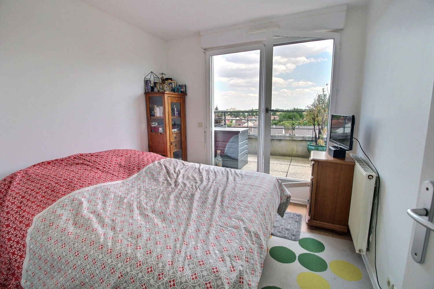 Photo Appartement Duplex à Elancourt 5 pièces 100 m2 avec parking sous-sol image 6/6