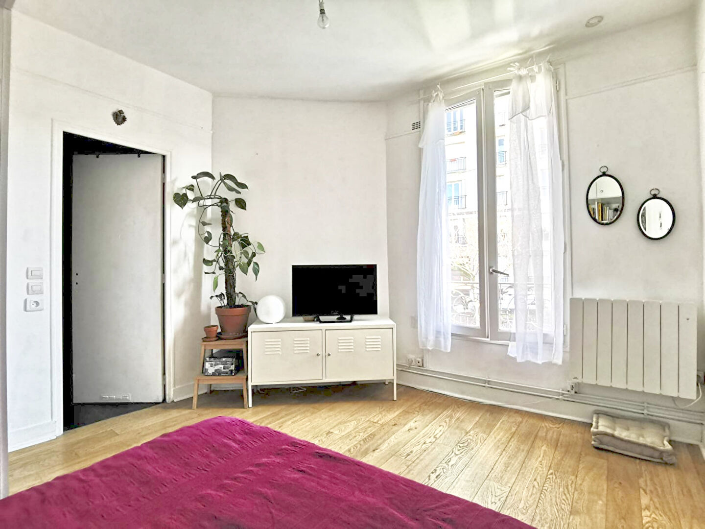 STUDIO MEUBLE - CENTRE VILLE MONTREUIL