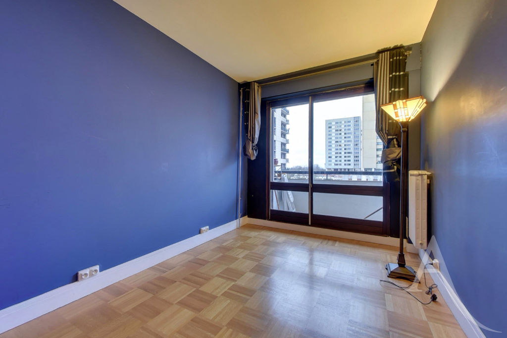 Photo MONTREUIL image 4/5