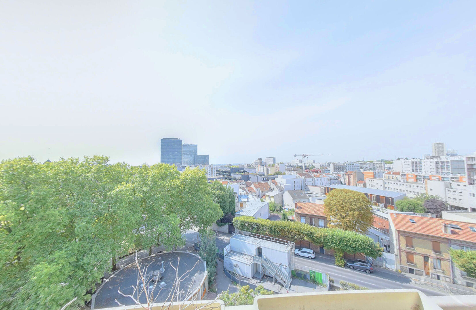 3-4 PIÈCES VUE DÉGAGÉE - TRAVAUX À PRÉVOIR