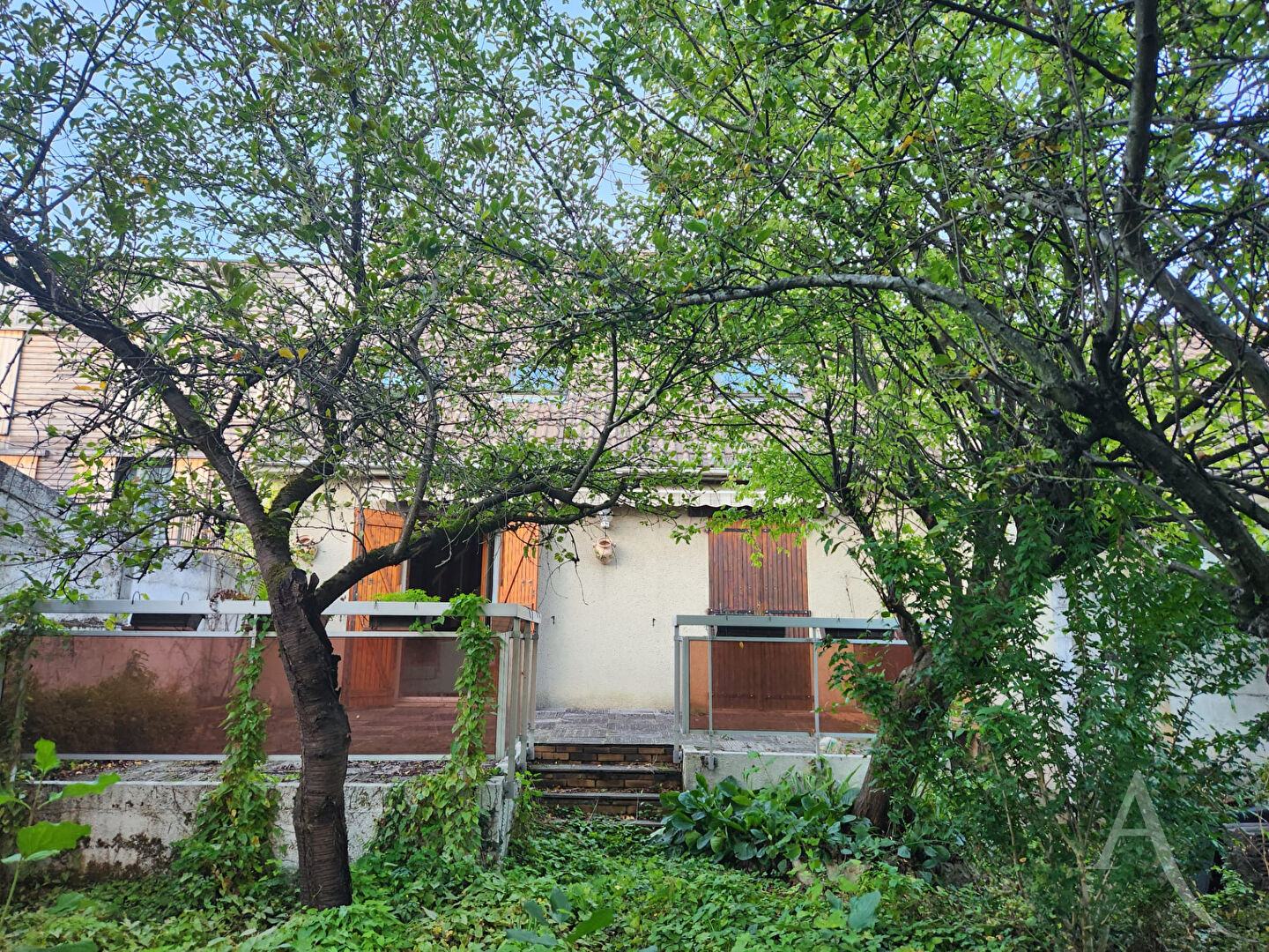 Maison 6 pièces 128 m² hab + 73 m² de sous sol