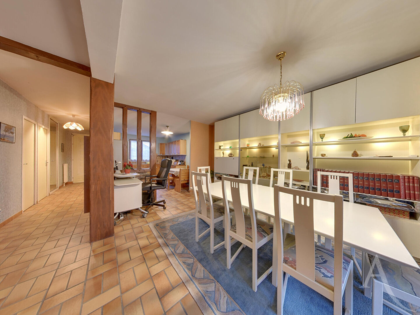 Photo Maison 6 pièces 128 m² hab + 73 m² de sous sol image 3/6