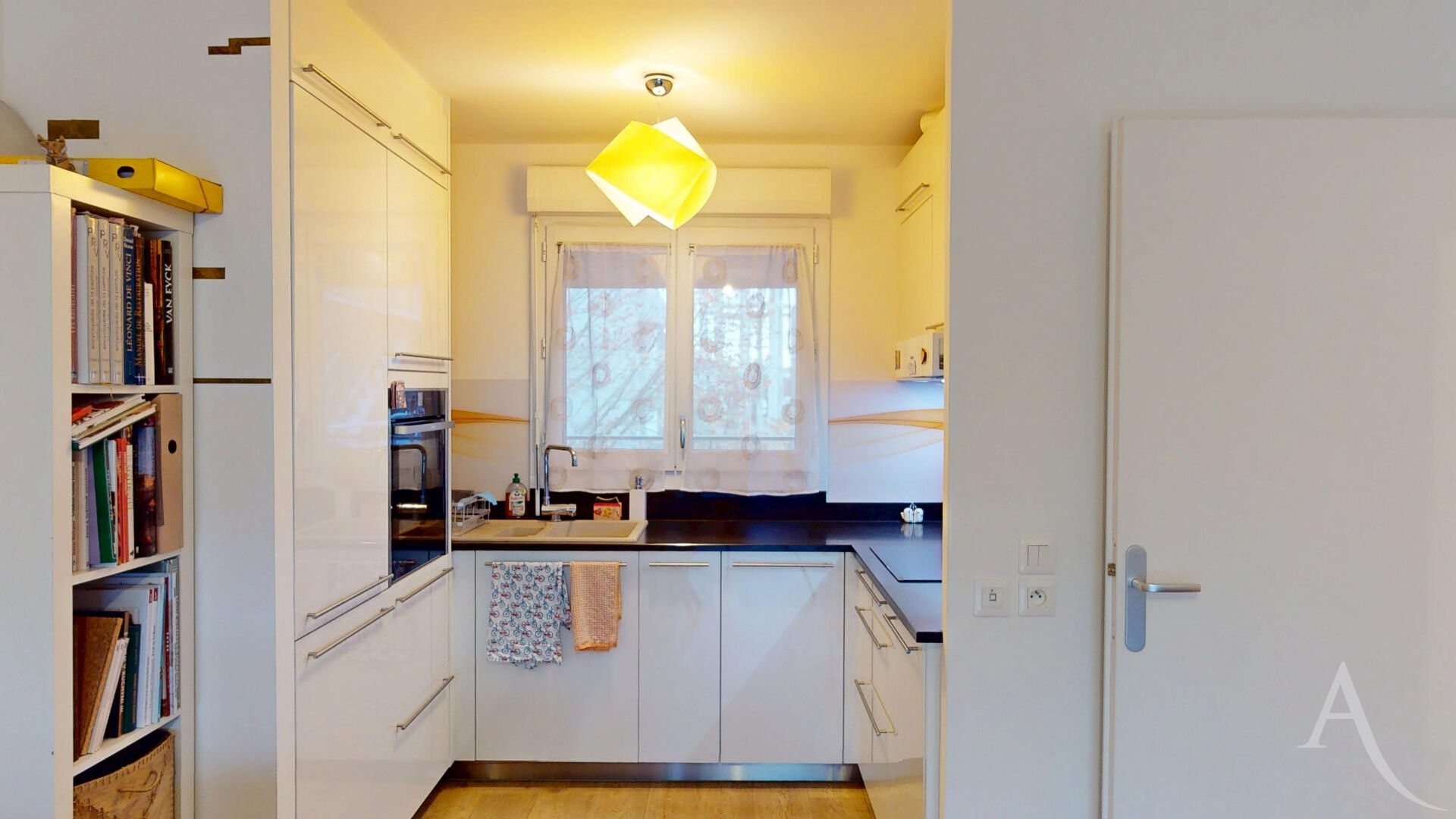 Photo Montreuil 2 pièces 46 m2 + terrasse image 2/6