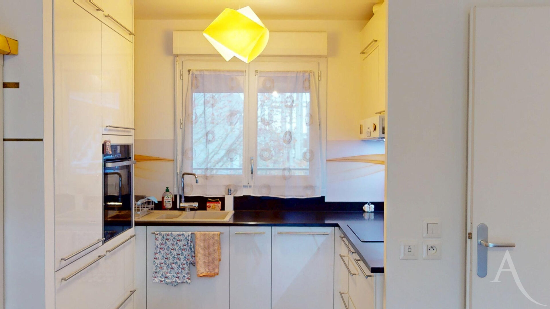 Photo Montreuil 2 pièces 46 m2 + terrasse image 3/6