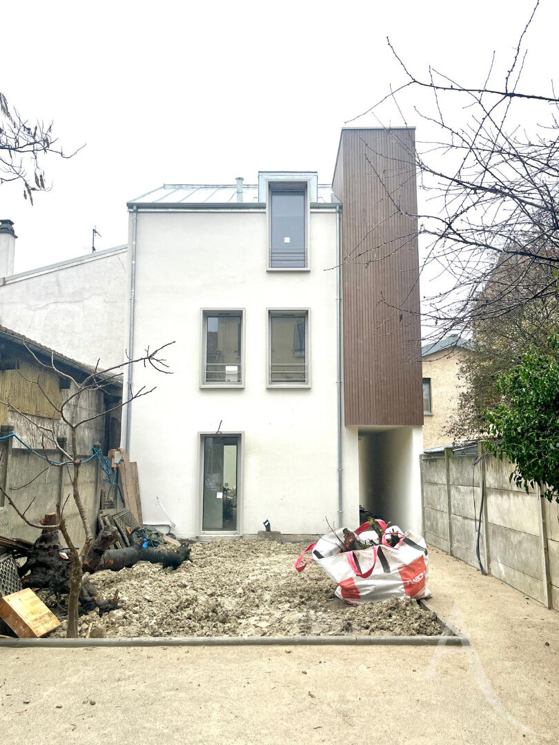 MAISON - CROIX DE CHAVAUX