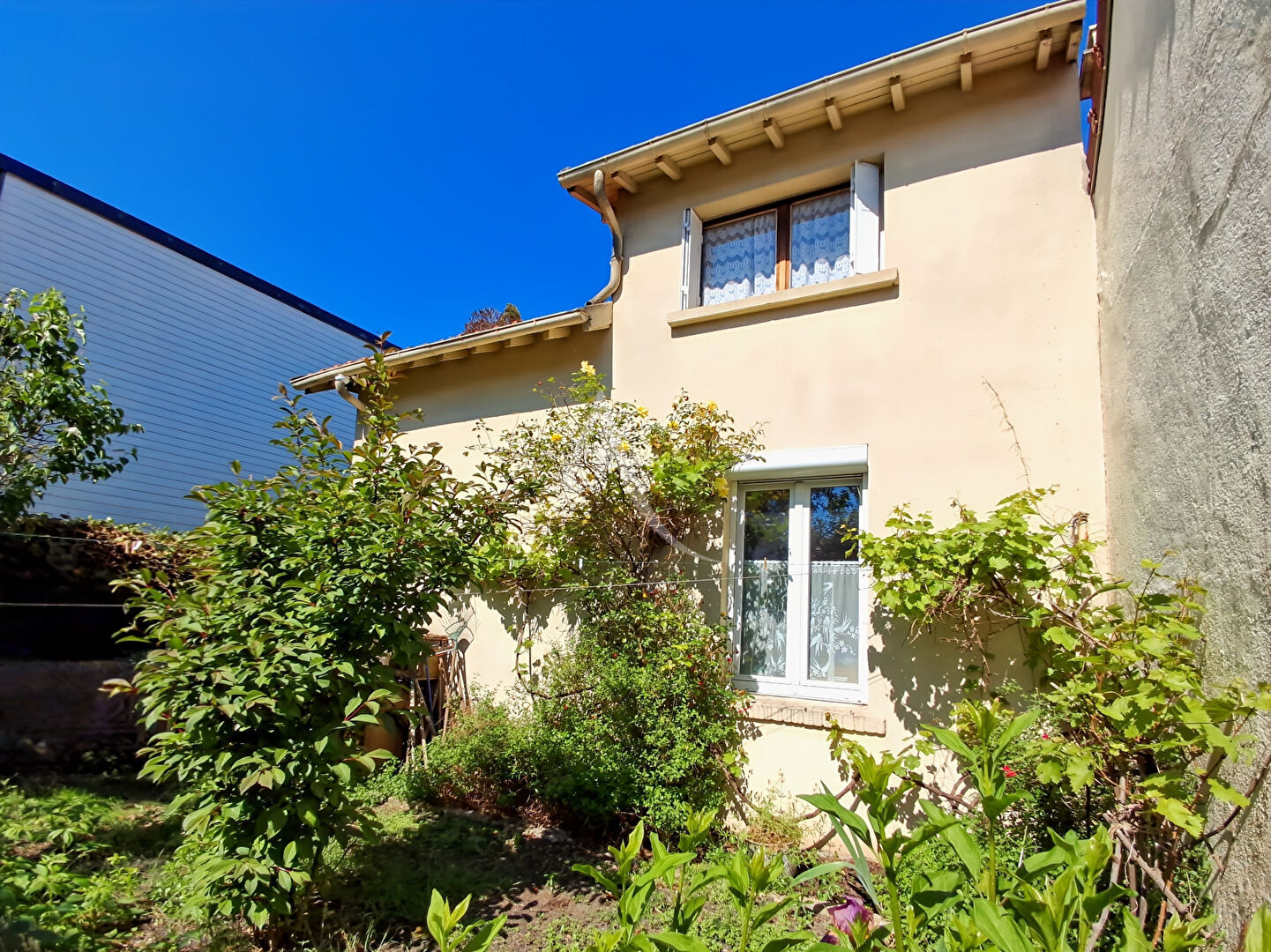 Agence immobilière de L'Adresse-Les Abbesses PARIS 18